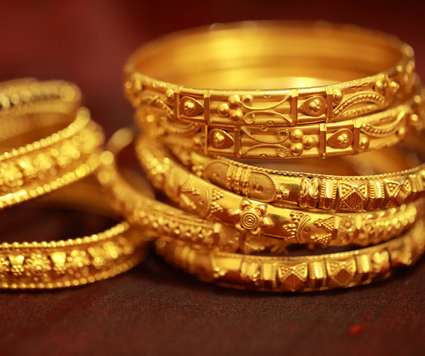 What is the price of 916 gold in Singapore?